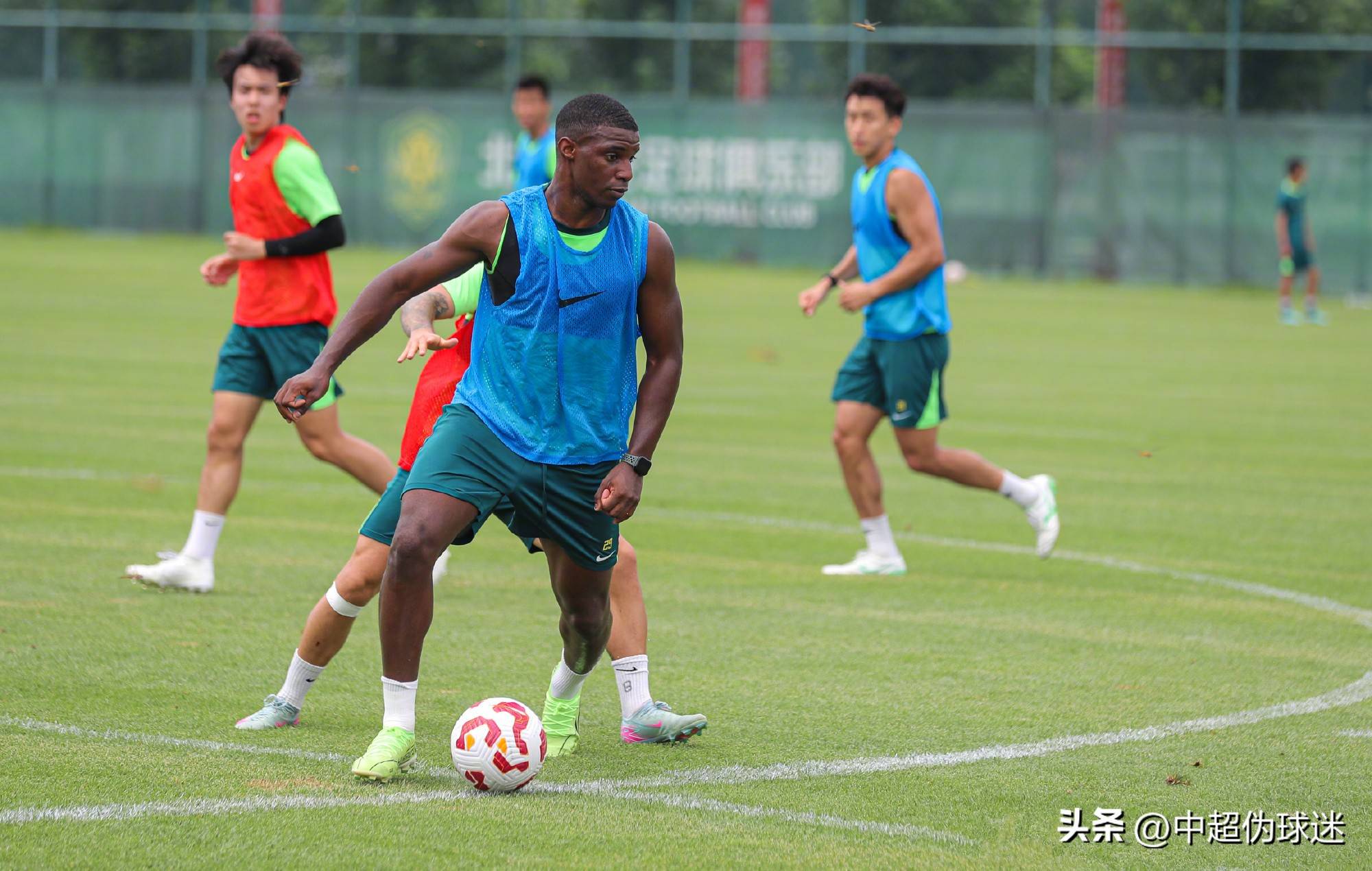 共同位列第 共同位列第